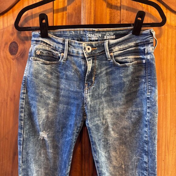 Denizen from Levi's Low Rise Jeggings - Size 9/29 - Picture 2 of 11